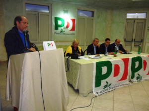 Assemblea Pd, Massa contesta la linea di Leva